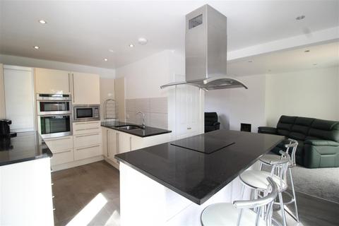 15 Bailey Road, Newark, NG24 4EW