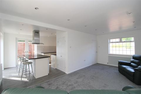 15 Bailey Road, Newark, NG24 4EW