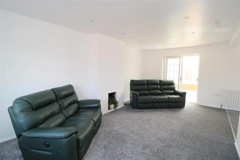 15 Bailey Road, Newark, NG24 4EW