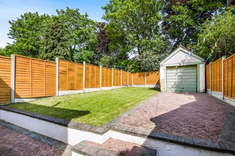 18 Wharncliffe Gardens, London, SE25 6DQ