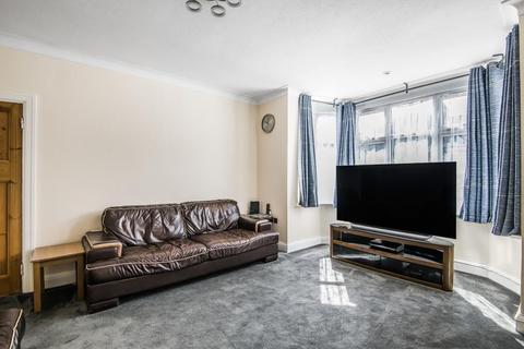 18 Wharncliffe Gardens, London, SE25 6DQ