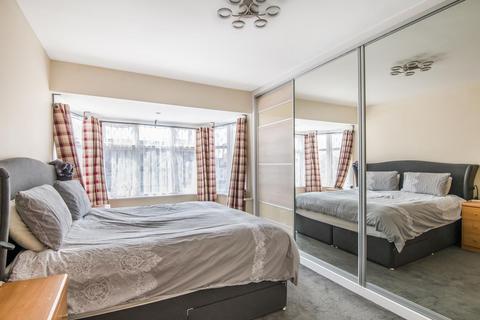18 Wharncliffe Gardens, London, SE25 6DQ
