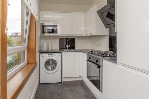 57 Crewe Place, Edinburgh, EH5 2LL