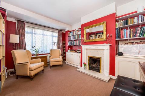 37 Mount Road, New Malden, KT3 3JX