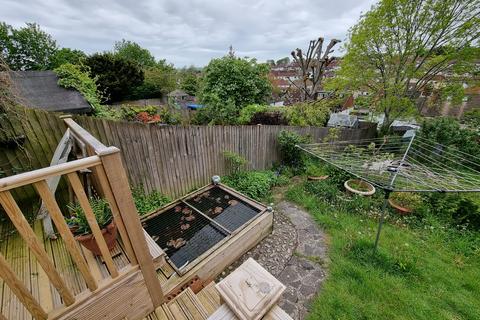 81 Denton Drive, Brighton, BN1 8DL