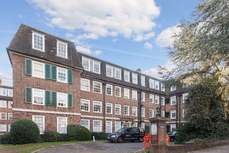 Greenhill Prince Arthur Road Hampstead NW3 1 bed flat £1,842 pcm (£