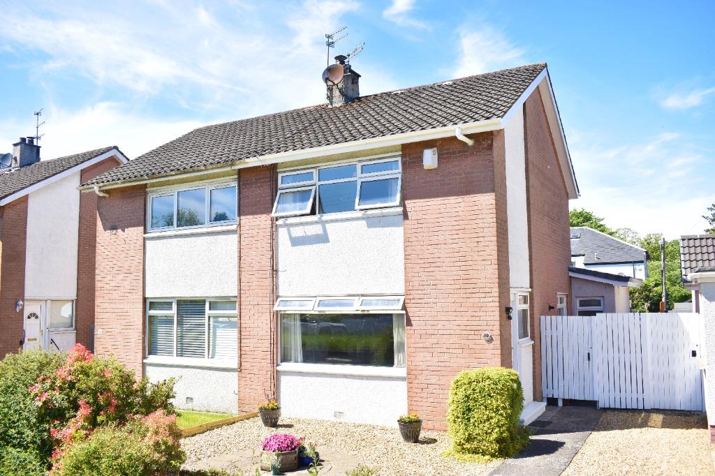 Fleurs Avenue, Dumbreck, Glasgow, G41 5AS 3 bed semidetached house £