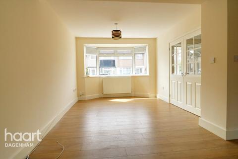 5 Glencoe Drive, Dagenham, RM10 7NS