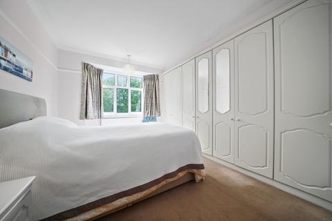 59 Southdown Avenue, London, W7 2AE