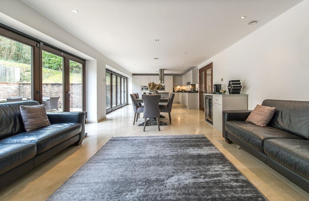 Boxley Road, Walderslade, ME5 4 bed detached house £1,100,000
