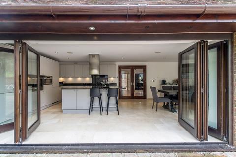 Swiss Cottage Boxley Road, Walderslade, Chatham, ME5 9JE