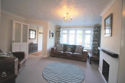 84 Aster Avenue, Kidderminster, DY11 5DT