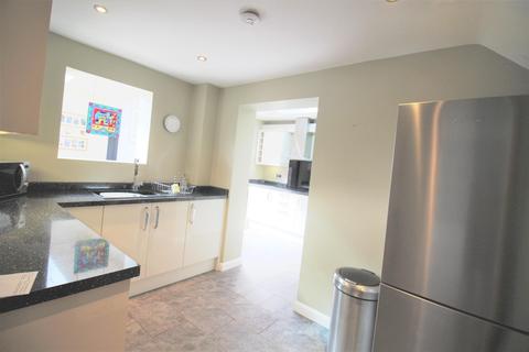 84 Aster Avenue, Kidderminster, DY11 5DT