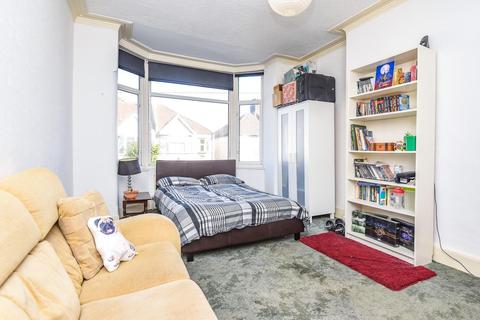 49 Park Avenue, Mitcham, CR4 2ER