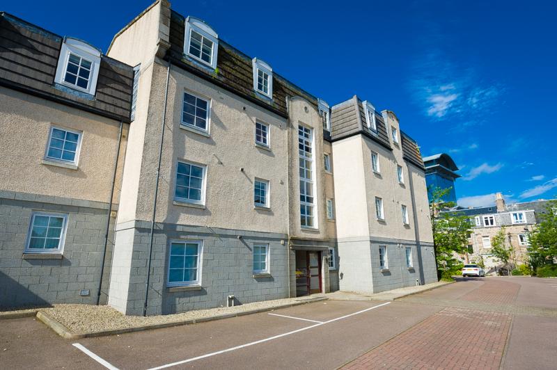 Fonthill Avenue, Ferryhill, Aberdeen, AB11 1 bed flat £475 pcm (£110 pw)