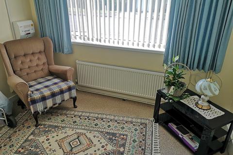 11 Furzeland Drive, Neath, SA10 7UF