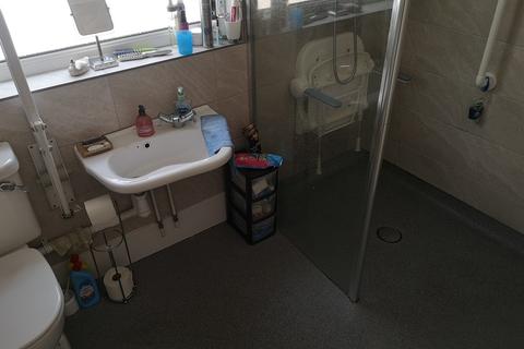 11 Furzeland Drive, Neath, SA10 7UF