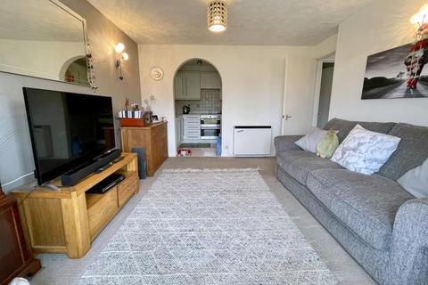 26 Charing Close, Ringwood, BH24 1FA