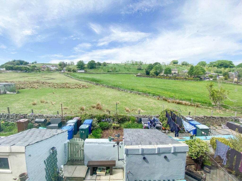 Booth Road, Stacksteads, Rossendale 2 bed terraced house - £150,000