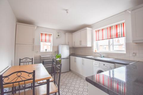 8 Coleman Close, Leicester, LE5 4LP