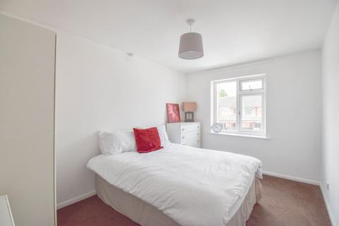 8 Coleman Close, Leicester, LE5 4LP