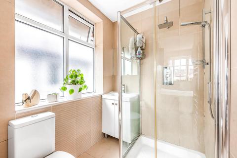49 Wentworth Road, London, NW11 0RT