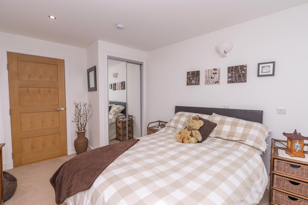 Bedroom 2 Alt