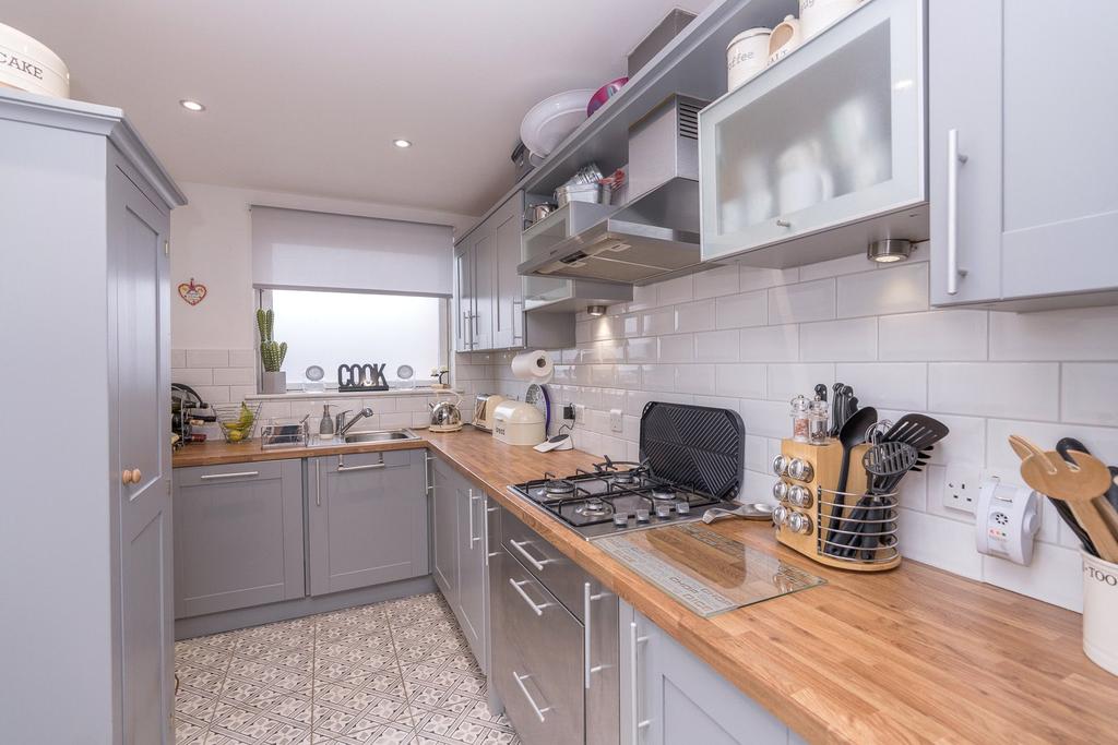 Kitchen Alt