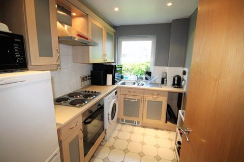 1 bedroom flat to rent, Strand House, City Centre, York, YO1