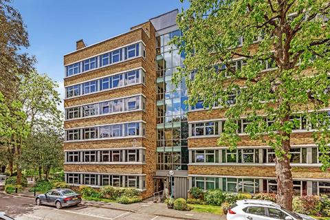 7 Holly Tree Close, London, SW19 6EA