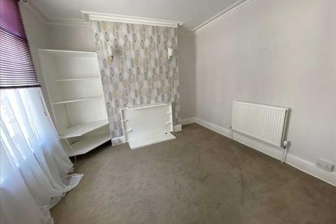 27 Wykeham Street, Strood, Rochester, ME2 3AA