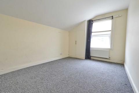 2 bedroom apartment to rent, St Johns Lane, Bedminster