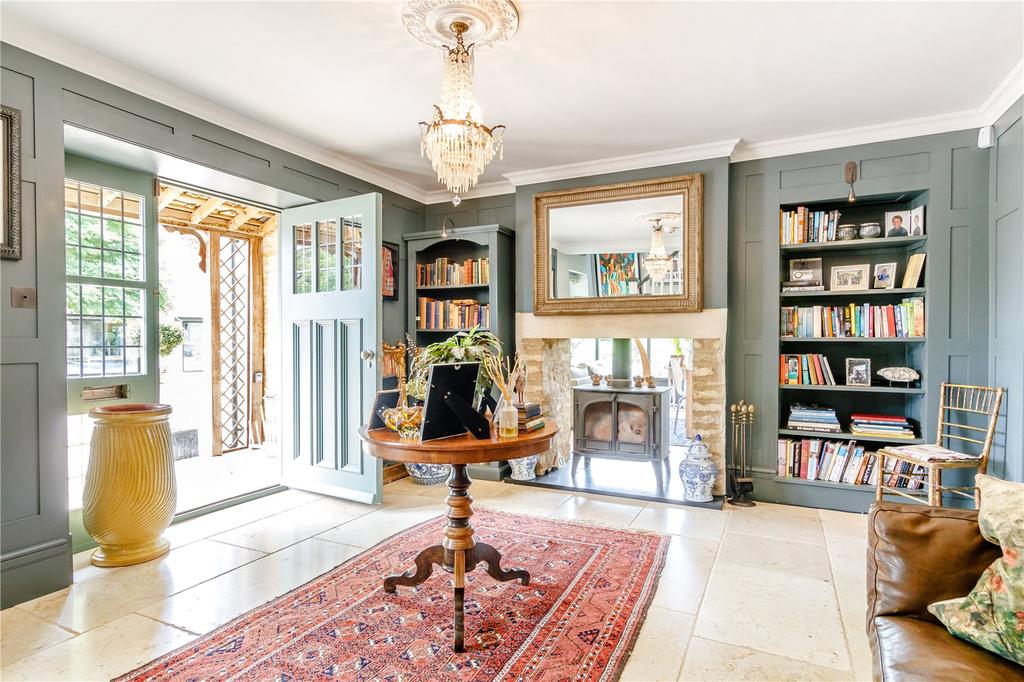 Eastcourt, Malmesbury, Wiltshire, SN16 5 bed detached house £1,500,000
