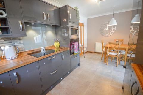 26 Flockton Crescent, Sheffield, S13 9QR