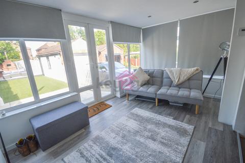26 Flockton Crescent, Sheffield, S13 9QR