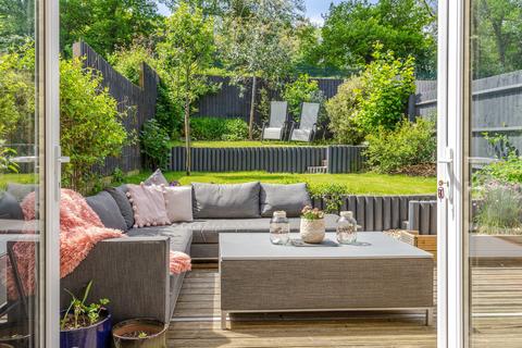 24 Bowbridge Wharf, Stroud, GL5 2LD