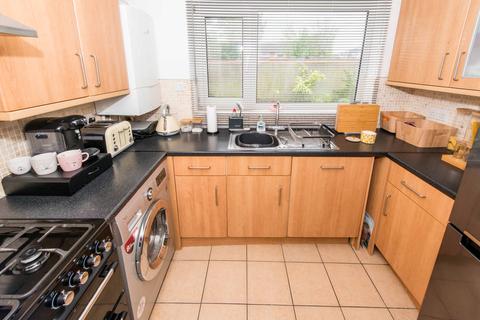 Flat 15, Lesley Court, 2 Harcourt Road, Wallington, SM6 8AZ