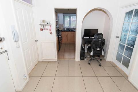 Flat 15, Lesley Court, 2 Harcourt Road, Wallington, SM6 8AZ