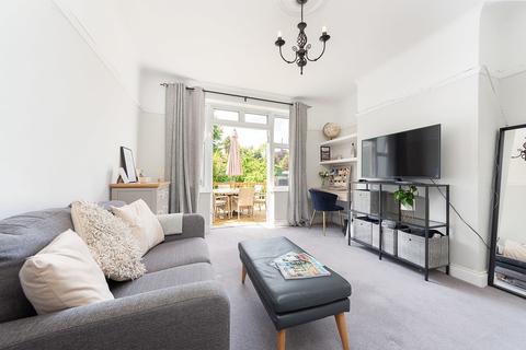 143 Norfolk Avenue, South Croydon, CR2 8BY
