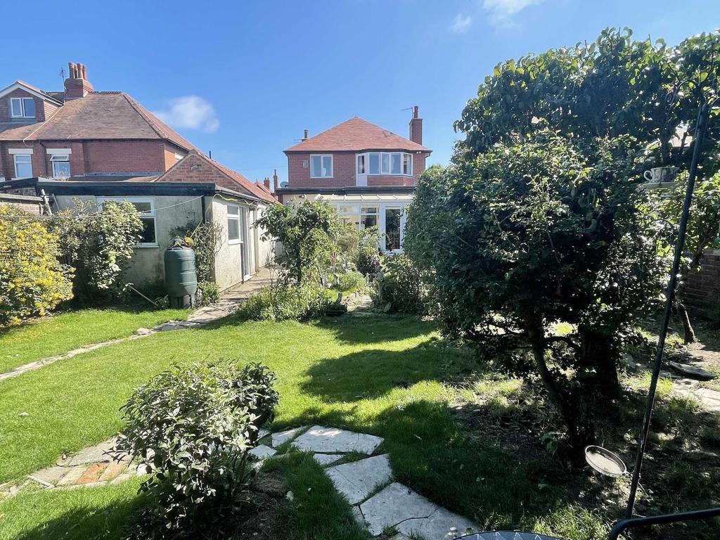 Mayfield Road, St Annes 4 bed detached house £399,950