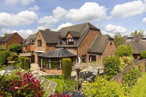 1 Barnes Croft, Hilderstone, Stone, ST15 8XU