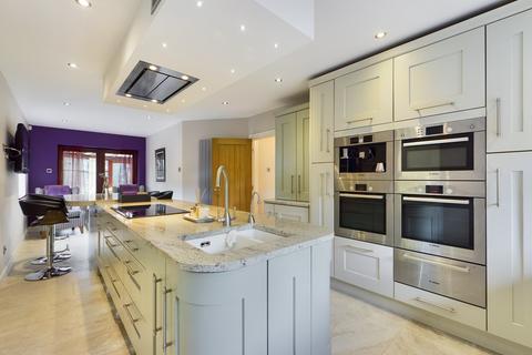 1 Barnes Croft, Hilderstone, Stone, ST15 8XU