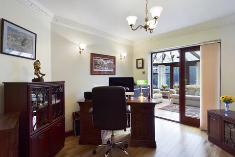 1 Barnes Croft, Hilderstone, Stone, ST15 8XU