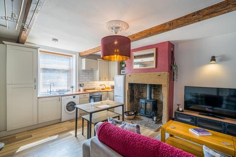 2 Beaumont Place, Batley, WF17 7QZ