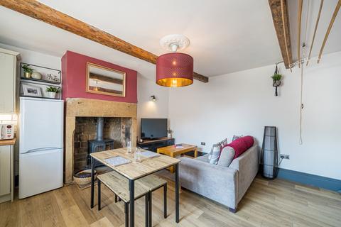 2 Beaumont Place, Batley, WF17 7QZ