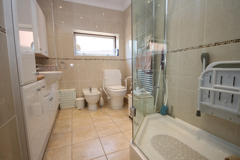 5 Brent Close, Dartford, DA2 6DD