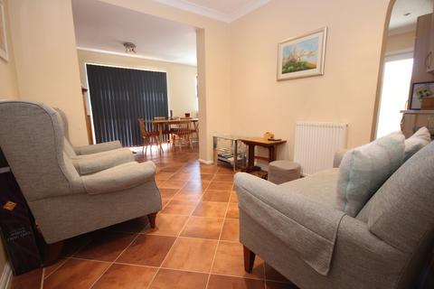 5 Brent Close, Dartford, DA2 6DD