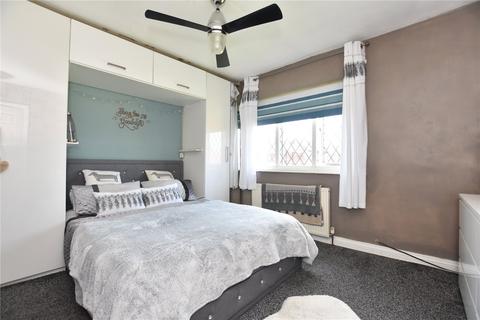 2 Beacon Grove, Morley, Leeds, LS27 9HJ