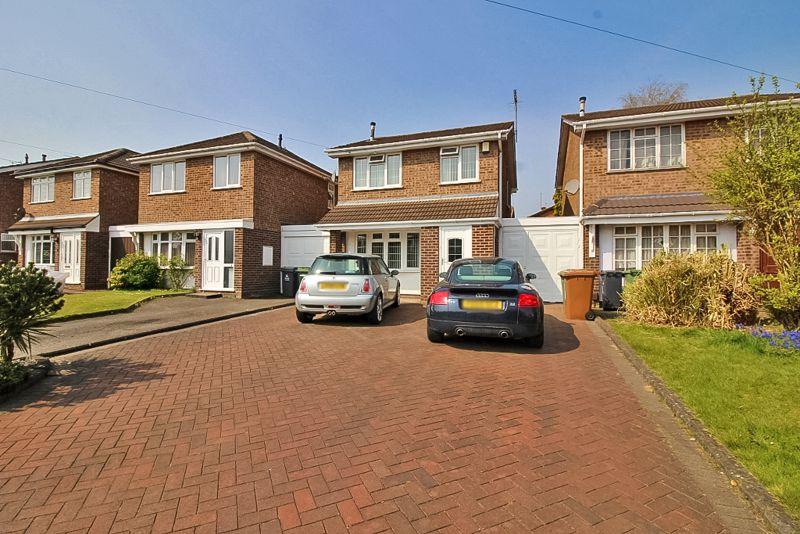 Glamis Road, Willenhall 3 bed detached house £240,000