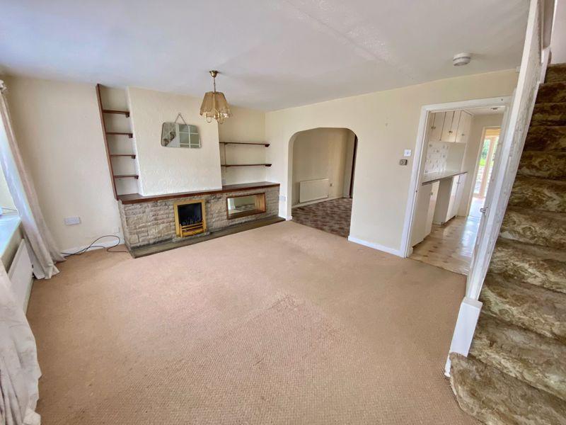 Roman Way, Alcester 3 bed semidetached house £255,000